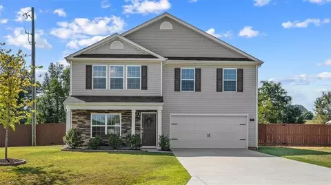 111 Naples Rd, Lexington, NC 27295