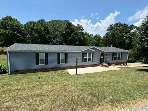 327 Carter Mill Rd, Elkin, NC 28621