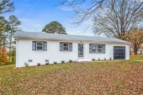 212 Snow Hill Dr, Dobson, NC 27017