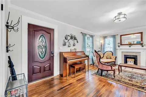 Entry Way - 834 Howard Pl, High Point, NC 27262 photo 1 of 3