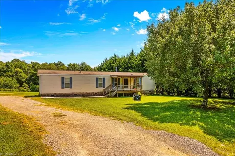 365 Melton Rd, Elkin, NC 28621