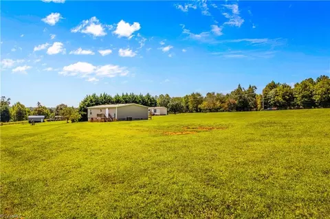 359 Melton Rd, Elkin, NC 28621 photo 34