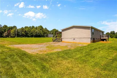 359 Melton Rd, Elkin, NC 28621 photo 23