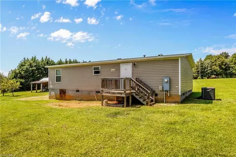 359 Melton Rd, Elkin, NC 28621 photo 36