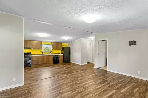 359 Melton Rd, Elkin, NC 28621 photo 10