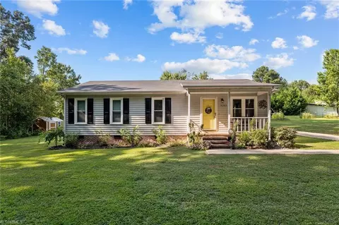 5207 Folgers Mill Rd, Julian, NC 27283