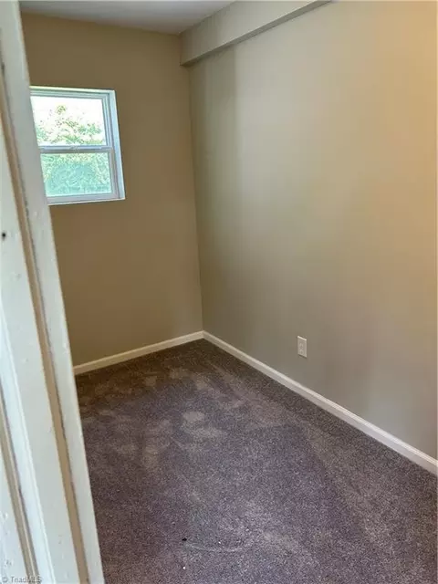 110 Westview Dr, King, NC 27021 photo 11