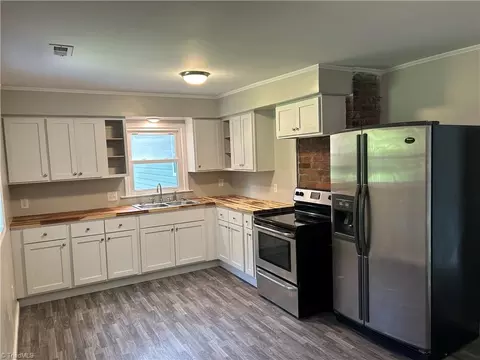 110 Westview Dr, King, NC 27021 photo 13