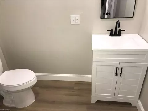Bath - 5609 Mendenhall Road Ext, High Point, NC 27263 photo 1 of 8