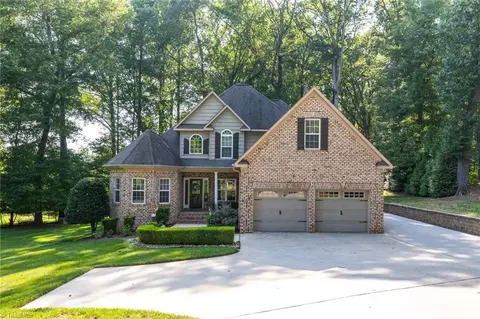 450 Windsor Park Rd, Kernersville, NC 27284