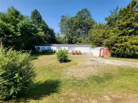 249 Hoover Hill Rd, Asheboro, NC 27205