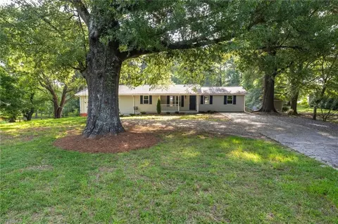 3050 Pleasant Ridge Rd, Summerfield, NC 27358