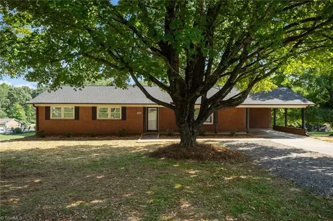 Exterior - 213 Greystone Dr, King, NC 27021 photo 5 of 5