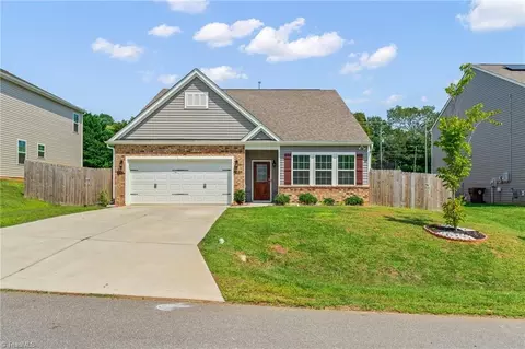 3787 White Horse Dr, Trinity, NC 27370 photo 1