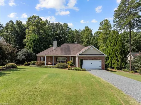 1926 Conners Ct, Burlington, NC 27215