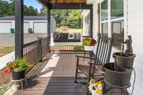 7161 Old Mocksville Rd, Salisbury, NC 28144