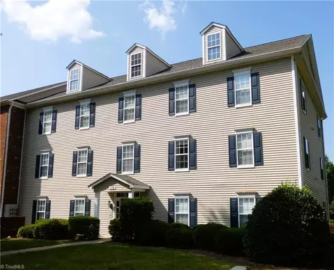 119 Oak Wind Dr #202, Advance, NC 27006