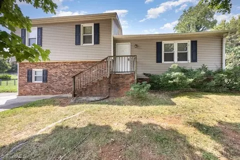 1300 Cameron Ave N, Winston Salem, NC 27101