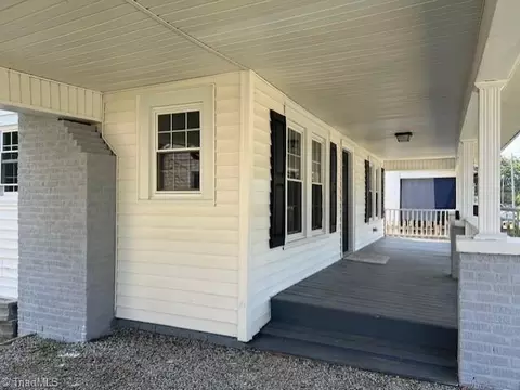 619 Arch St, High Point, NC 27260 photo 2