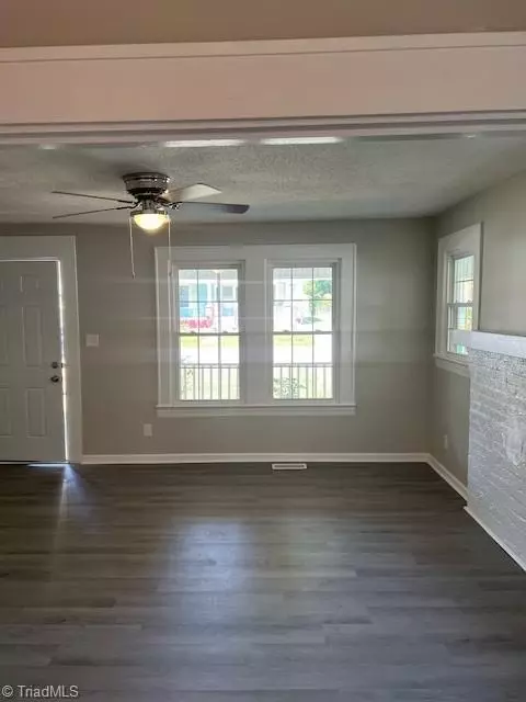 619 Arch St, High Point, NC 27260 photo 6