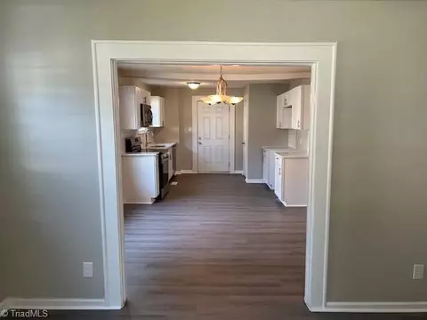 619 Arch St, High Point, NC 27260 photo 5