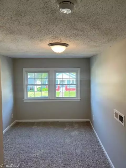619 Arch St, High Point, NC 27260 photo 14