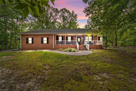 395 Tysinger Rd, Denton, NC 27239