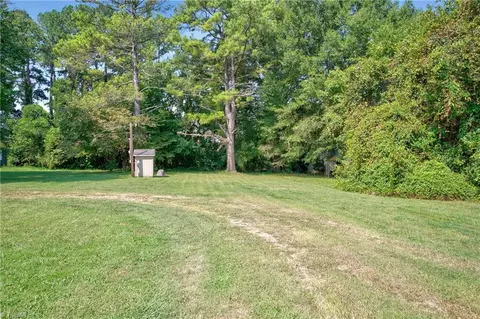 Exterior - 925 Sunset Dr, Salisbury, NC 28147 photo 8 of 9