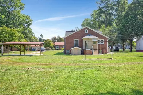 Exterior - 925 Sunset Dr, Salisbury, NC 28147 photo 9 of 9