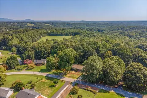 106 Oak Pointe Dr, King, NC 27021 photo 42