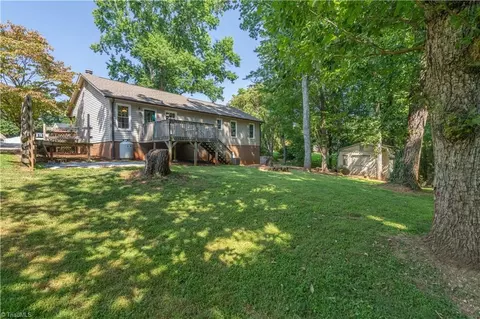 106 Oak Pointe Dr, King, NC 27021 photo 29