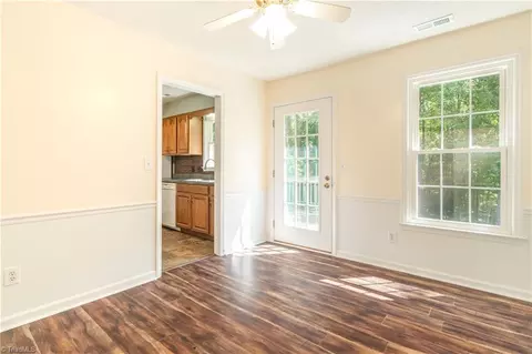 106 Oak Pointe Dr, King, NC 27021 photo 12
