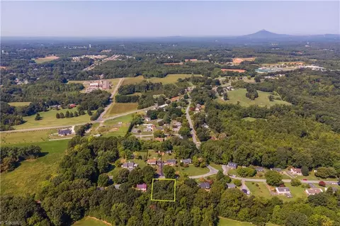 106 Oak Pointe Dr, King, NC 27021 photo 40