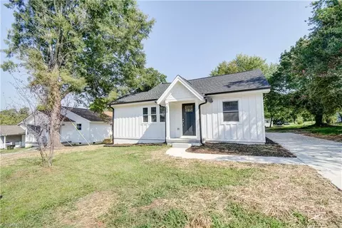 604 Goodman St, Archdale, NC 27263