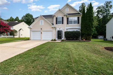 4132 Tutbury Dr, Jamestown, NC 27282