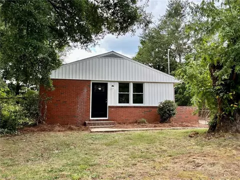 2520 Atlee St, Winston Salem, NC 27105