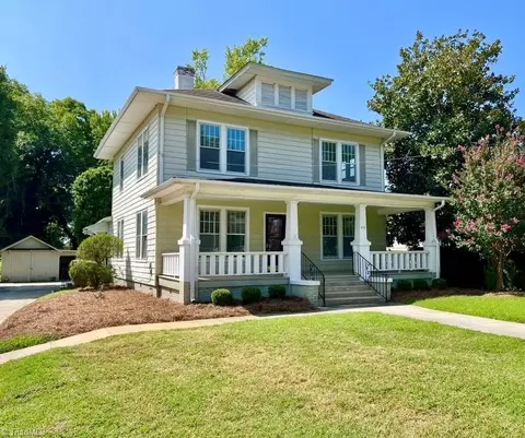 419 Piedmont St, Reidsville, NC 27320