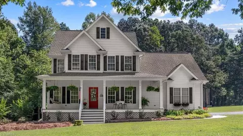 143 Knox Rd, Mcleansville, NC 27301