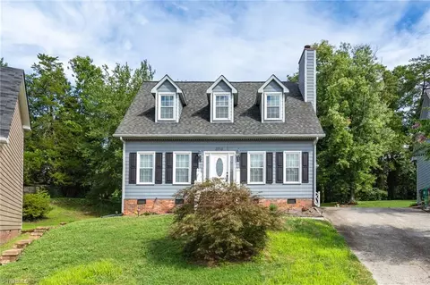 3703 Sutton Way, High Point, NC 27265