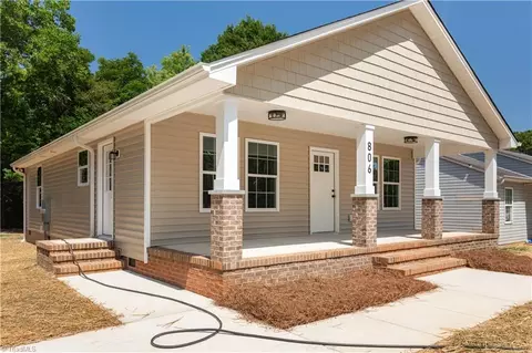 806 Oak St, Greensboro, NC 27403