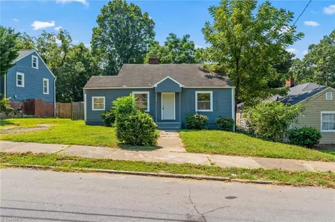 504 28th St E, Winston Salem, NC 27105