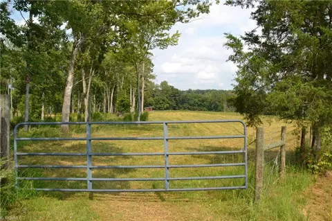 1351 Simpson Rd, Stokesdale, NC 27357