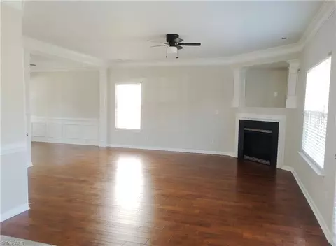 Living - 846 Hedgepath Ter, High Point, NC 27265 photo 2 of 4