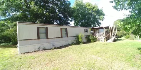 525 Taylor Rd, Axton, VA 24054