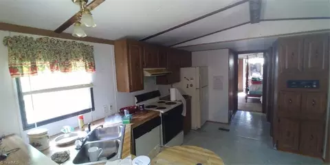 525 Taylor Rd, Axton, VA 24054 photo 8