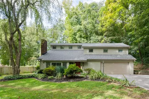 434 Valleymeade Dr, Kernersville, NC 27284