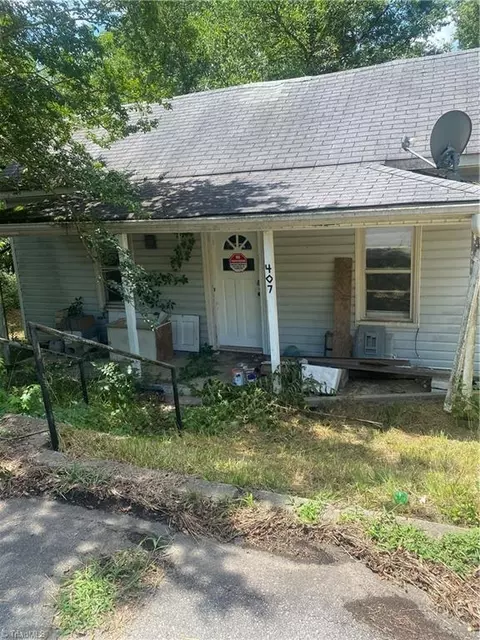 407 Victor St, Eden, NC 27288