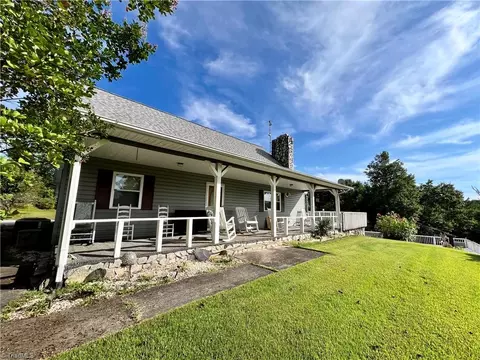 1994 Elk Creek Darby Rd, Ferguson, NC 28624