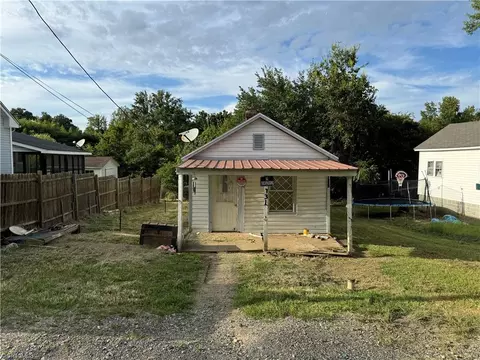 731 Jefferson St, Eden, NC 27288