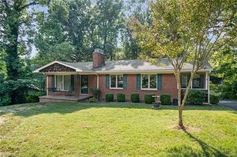 3635 Fairlane St, High Point, NC 27265